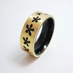 Gold Plated Steel Band with Cut-out Flower Ring